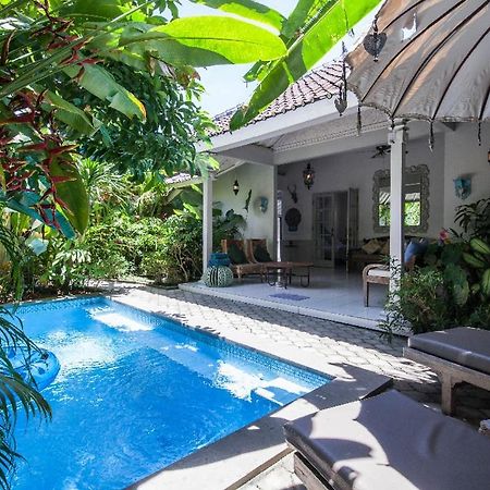 Hideaways Seminyak Villa Екстер'єр фото